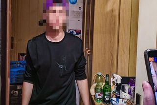 Opilý chlapec si přivolal v Plzni strážníky. Bál se domů, kde čekala opilá matka - Novinky