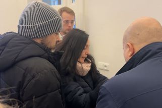 Tramvajačka si hrála s mobilem a usmýkala opilého mladíka v kolejišti. Dostala podmínku a pokutu - Novinky