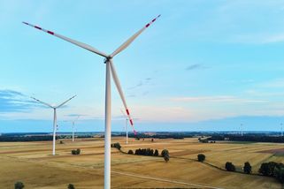 Vláda výrazně oseká lokality, v nichž půjde rychleji stavět větrné elektrárny - Novinky