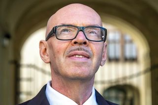 Klempíř čelí další kritice. Nevyhlásil projekt pro české knihovny - Seznam Zprávy