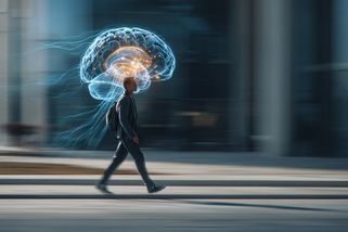 Rychlost chůze po 40. roce života. Predikuje stáří mozku lépe než drahá vyšetření v nemocnici - Médium.cz