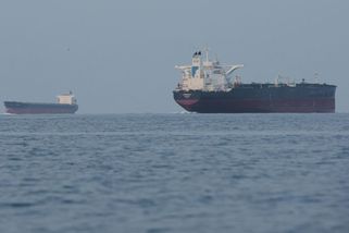 ON-LINE: Írán hlásí úplné uzavření Hormuzského průlivu - Novinky