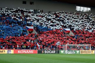 MS fotbal | Čeští fanoušci vykoupili vstupenky do svých sektorů na zápas MS s Mexikem - Sport.cz