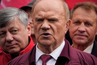 V Rusku hrozí revoluce. Už na podzim, prohlásil ve Státní dumě šéf tamních komunistů - Novinky