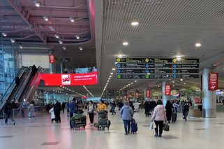 „Nepřátelé Íránu tu nejsou vítáni.“ Rusové na moskevském letišti zadrželi desítky Izraelců - Novinky