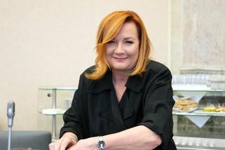 Bere přes 200 tisíc měsíčně. Poradce Schillerové se pustil do člena rozpočtové rady