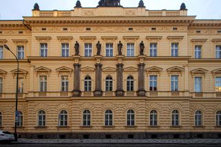 Náměstek ministra spravedlnosti Koudelka dává rozhovory ruské propagandě. Prý si užívá svobodu slova - Médium.cz