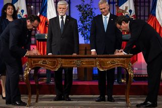 Petr Pavel v Chile vrátil víc než pero: Uzavřel klausovskou éru moci a ukázal nový směr politiky ČR - Médium.cz