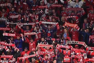 Pardubice tvrdě narazily. V hledišti zůstaly stovky volných míst - Sport.cz