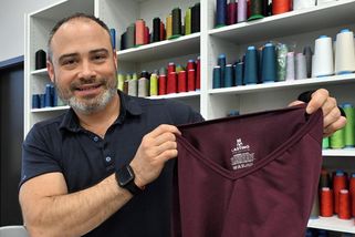 Vlněné prádlo ze Sokolova obletělo Měsíc. Oblékli ho astronauti NASA - Novinky