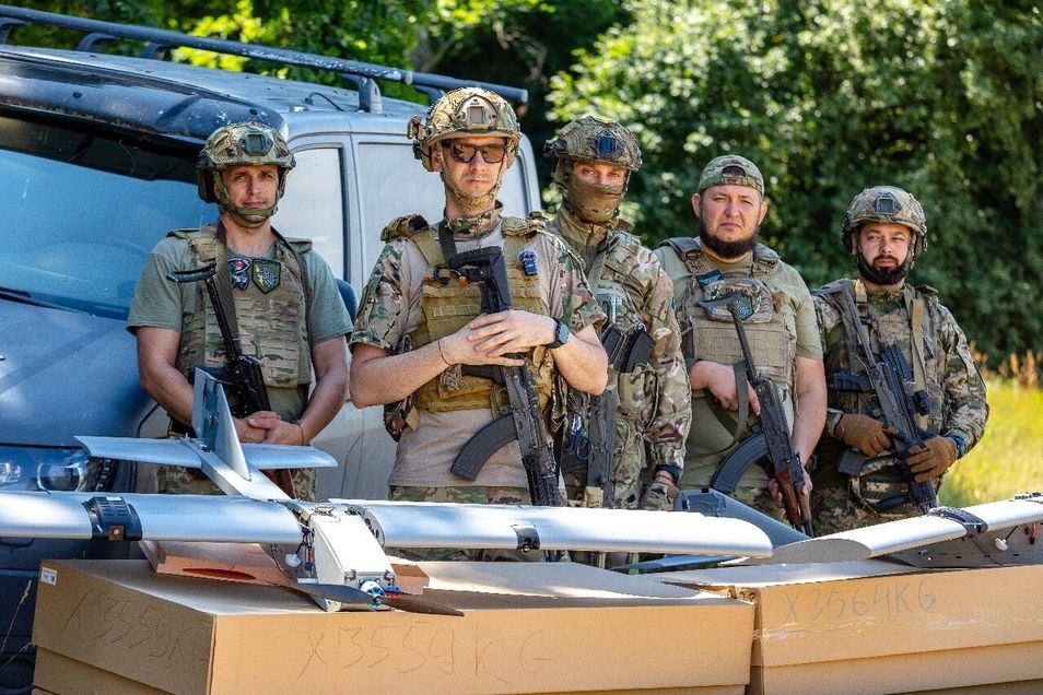 Drony pro Ukrajinu - Dárek pro Putina