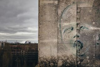 Černobyl po 40 letech: Proč reaktor vybuchl, kolik lidí zemřelo a co s místem udělala válka