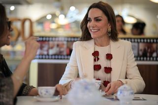 Nečekané zvyky Kate Middleton: Chodí bosa a její oblíbené jídlo vás možná překvapí