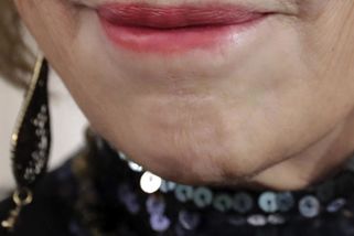 Hrála strašně ošklivou dívku. Podívejte se, jak vypadá herečka z nejhranější vánoční pohádky | Kdo to je?