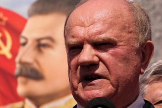 Neposloucháte nás, do podzimu čeká Rusko revoluce, varoval vládu šéf komunistů - Seznam Zprávy