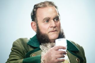 Plivance na ulici, v noci galeje: Ilja Prachař svoji životní roli nenáviděl - Médium.cz