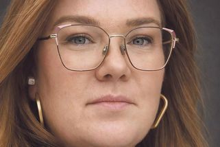 Šárka Homfray: Štvou mě stereotypy, co mají „správné“ ženy dělat, jak se mají chovat a vypadat - Novinky