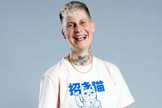 Nikola z MasterChefa je dnes Nikolas! Po proměně v muže se pochlubil nádhernou partnerkou