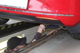 Evropská unie chce změny v STK. Řidiči s vypnutým start-stop systémem neprojdou