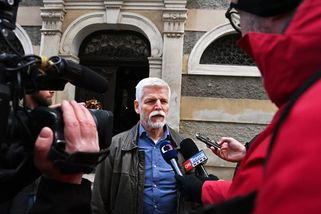 ČT1 před malou chvílí škrtla program. Do vysílání dnes ve 20:10 mimořádně zařadí tuhle věc