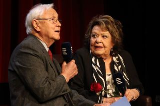 Jubileum královny českého herectví. Bohdalové tleskal zaplněný sál i Depardieu - Seznam Zprávy