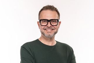 Agent „Olda“ do Sněmovny? To smrdí víc než výfuk z dieselu - Médium.cz