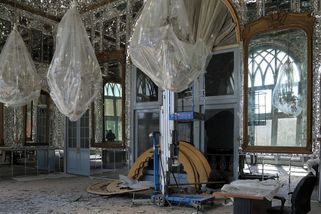 Fotky: Válka zničila i „íránské Versailles“ - Seznam Zprávy