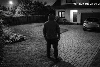 Radim natočil u svého domu zloděje. Odškodné 30 tisíc nakonec musel platit on pachateli