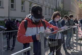 Nenecháme se vydírat. Žádejte vrácení peněz za PCR test, vyzval Vojtěch - Seznam Zprávy