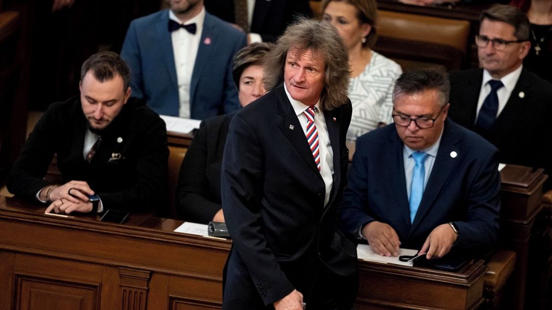 Jednejme s Ruskem, zní z vládní SPD - Novinky