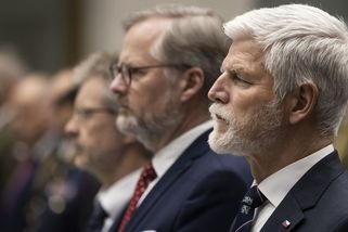 Výhradám poradců navzdory. Prezident Pavel oznámil, že rozpočet podepsal - Seznam Zprávy
