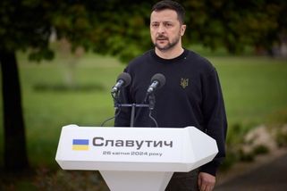 Na webu Zelenského se objevila petice, která požaduje pozvání západních vojáků na Ukrajinu - Novinky