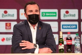 Nemohl chodit ani mluvit, skončil v nemocnici! Nepodceňujte covid, apeluje kouč české reprezentace - Sport.cz