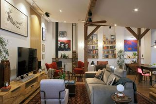 Rekonstrukci novodobé půdní vestavby v Praze si vzala na paškál zahraniční interiérová designérka - Novinky