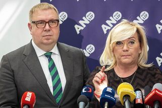 Schillerka a Juchelka zaútočili na bránice fanoušků. Neúspěšně