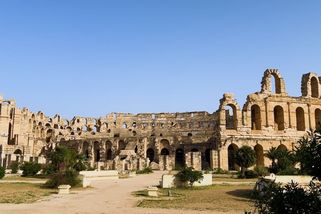 Gladiátorské koloseum či svaté město islámu. Čechy milovaná země dokáže okouzlit památkami i kulturou - Novinky