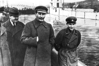 Stalinova osudová chyba: Jak by dnes vypadal svět, kdyby nepodcenil operaci Barbarossa? - Médium.cz