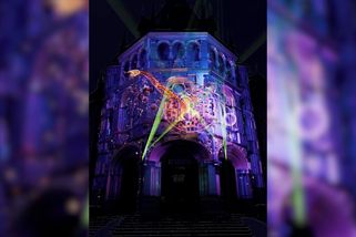 Místo třaskavého ohňostroje vymysleli Světlostroj. Tichý a šetrný k přírodě - Novinky