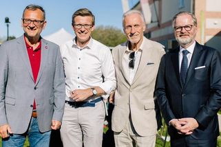 Šéfové ODS společně zapózovali. Fiala zarazil experta oblečením i postojem | TN.cz