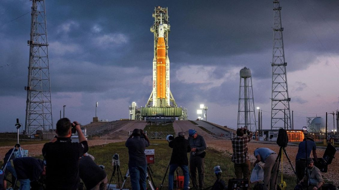 ON-LINE: Lidstvo se po půlstoletí vrací k Měsíci - Novinky