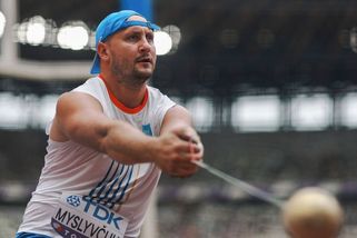 Popelka v tretrách. Ukrajinský zedník s českým pasem sní o medailích - Seznam Zprávy