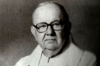 Kněz František Ferda: Pro jedny svatý muž, pro druhé šarlatán. Docházet k němu měl i Karel Gott - Médium.cz
