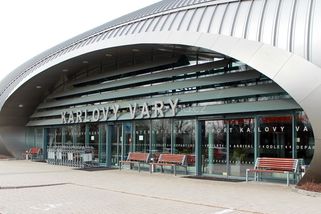 Karlovarské letiště přejde pod armádu, potvrdil Babiš. Záměr musí nejprve posvětit kraj - Novinky
