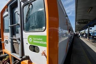 Ostuda Leo Express pokračuje, dvě soupravy Talgo odstavil. Lidé nešetří kritikou