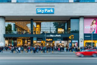 Obří realitní obchod: 38 tisíc Ukrajinců se stalo spolumajiteli nákupního centra Sky Park