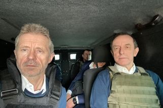 Senátoři na Ukrajině: Vystrčil přirovnal zničená města k Lidicím a Ležákům