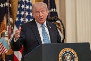 Trump neurvale setřel malou holčičku. Lidé na internetu se do něj pustili | TN.cz