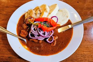 Naobědvat se v restauraci pod 200 korun je už skoro malý zázrak