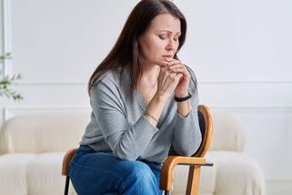 Není to jen stres. Únava, nadýmání nebo mozková mlha mohou mít jinou příčinu - Novinky