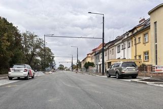 Peroutkova ulice v Praze je od pondělí znovu průjezdná - Novinky